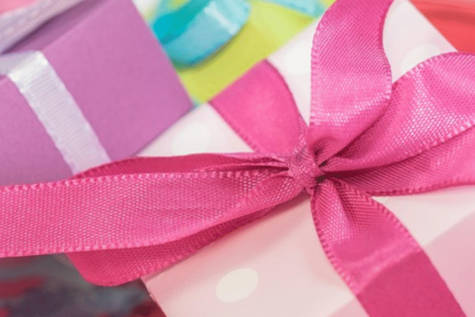 Gifts to Pakistan from UK