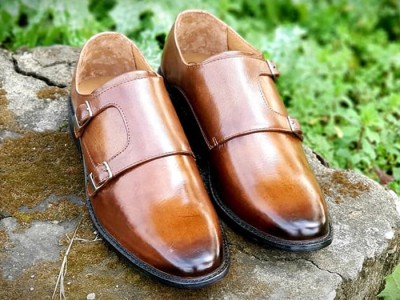Foot On Shoes - photo 5