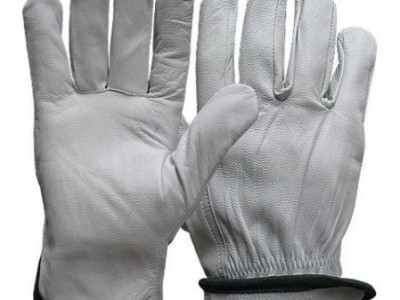 Driver Gloves Made of Premium Cowhide, Goatskin, Sheepskin Leather Available Both Categories in Grain and Split Leather Style Available Straight Thumb, Keystone Thumb, Wing Thumb Lining Available Fleece, Cotton, Fur You can print your company logo and ins