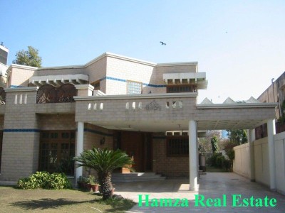 Hamza Real Estate 123  Upper Mall international hotel Lahore - photo 12