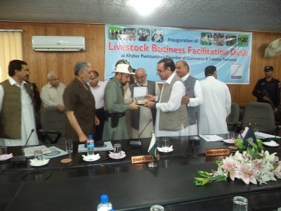Livestock Business Facilitation Desk of Dairy Science Park launched at KPCCI http://fp.brecorder.com/2014/05/201405261186259/