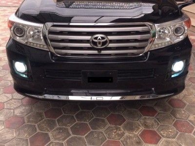 Landcruiser V8 for rent in Lahore