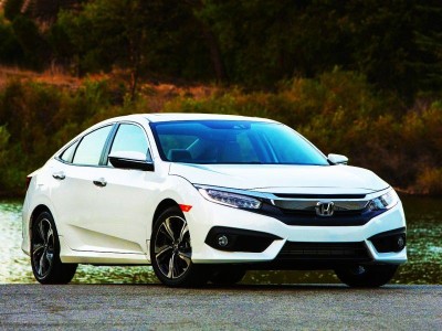 Looking for Comfort? Enjoy Rent A Car in Islamabad with Driver - photo 1