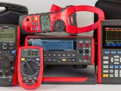 Uni-t AC/DC Clamp meters Multimeters